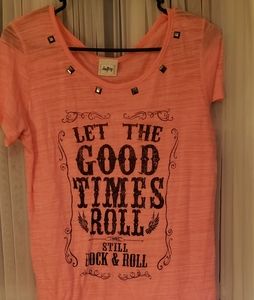 COPY - Cute lightweight daytrip shirt